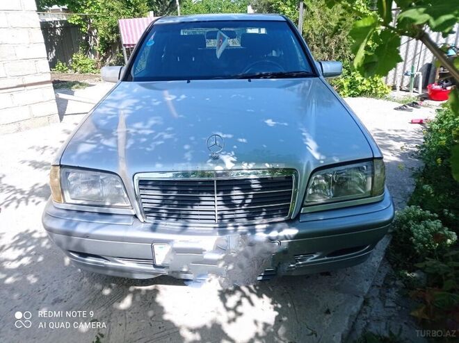 Mercedes C 200 1999, 282,000 km - 2.0 l - Ağcabədi