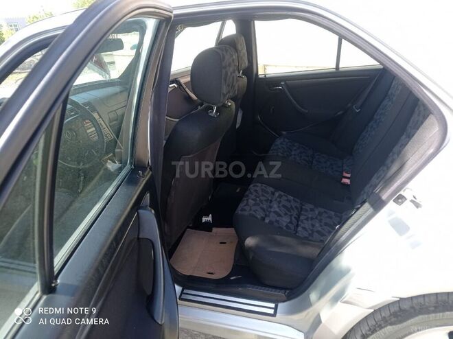 Mercedes C 200 1999, 282,000 km - 2.0 l - Ağcabədi