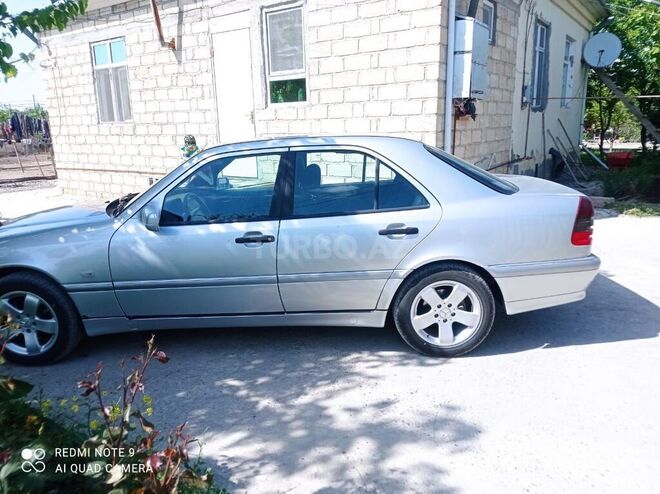 Mercedes C 200 1999, 282,000 km - 2.0 l - Ağcabədi