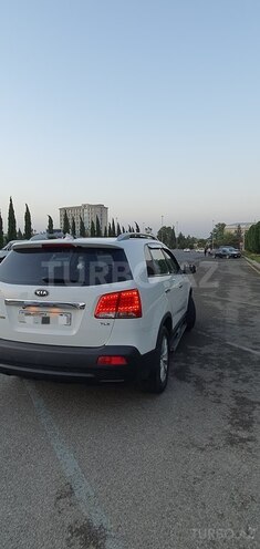 Kia Sorento 2010, 175,500 km - 2.2 l - Göygöl