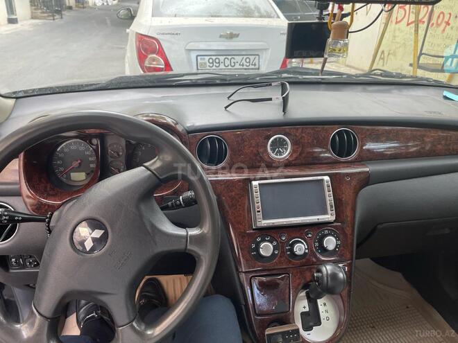 Mitsubishi Airtrek 2003, 215,000 km - 2.4 л - Bakı