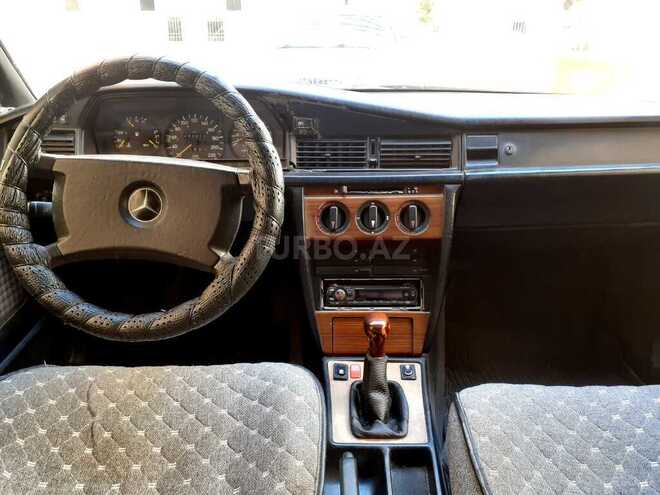 Mercedes 190 1991, 380,000 km - 2.0 л - Bakı