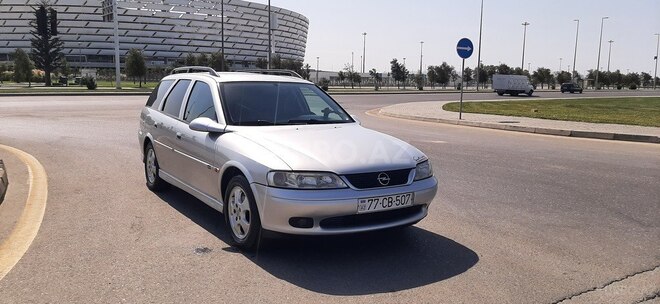 Opel Vectra 1999, 182,650 km - 1.8 l - Bakı