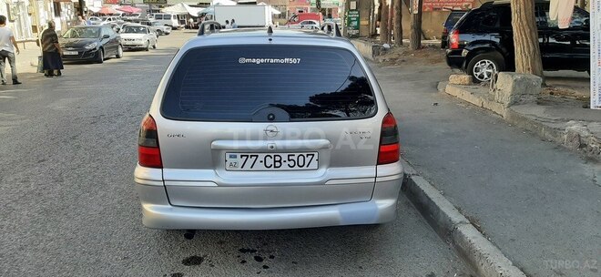 Opel Vectra 1999, 182,650 km - 1.8 l - Bakı