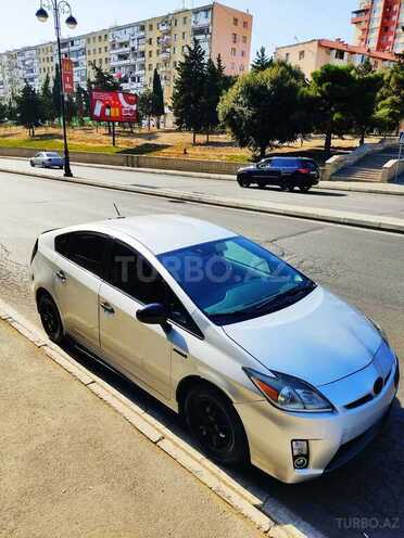Toyota Prius 2010, 318,000 km - 1.8 l - Bakı