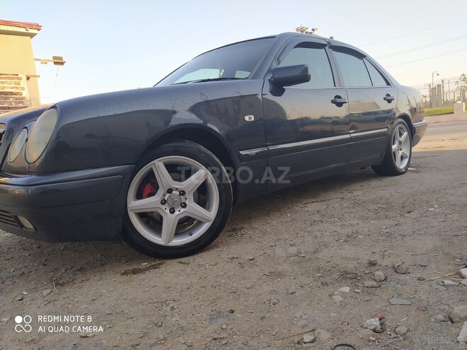 Mercedes E 230 1996, 349,000 km - 2.3 l - Bakı