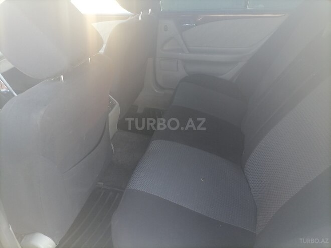 Mercedes E 230 1996, 587,900 km - 2.2 l - Şəki
