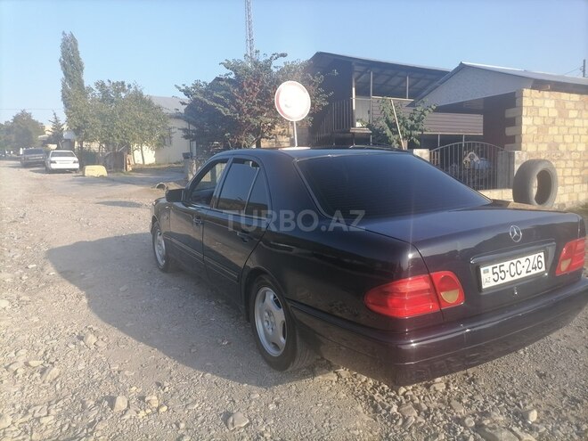 Mercedes E 230 1996, 587,900 km - 2.2 l - Şəki