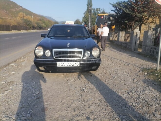 Mercedes E 230 1996, 587,900 km - 2.2 l - Şəki