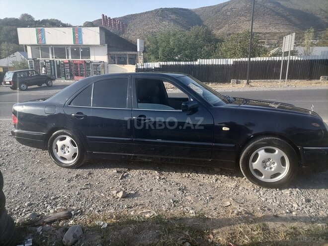 Mercedes E 230 1996, 587,900 km - 2.2 l - Şəki