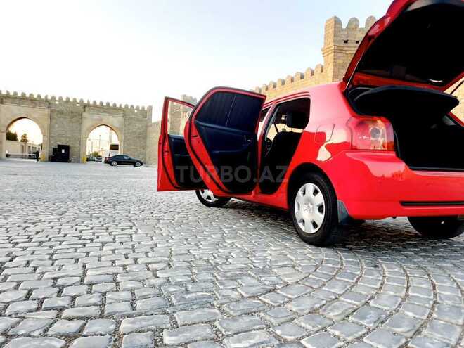 Toyota Corolla 2005, 310,000 km - 1.4 l - Bakı