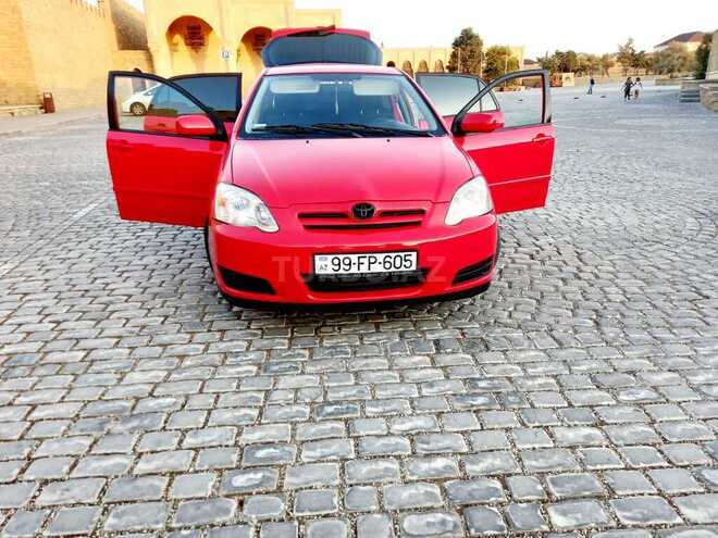 Toyota Corolla 2005, 310,000 km - 1.4 l - Bakı