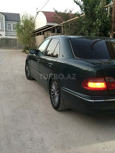 Mercedes E 270 2000, 543,021 km - 2.7 l - Bakı