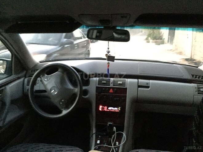 Mercedes E 270 2000, 543,021 km - 2.7 l - Bakı