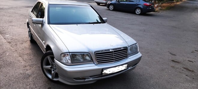 Mercedes C 220 1998, 366,000 km - 2.2 l - Bakı
