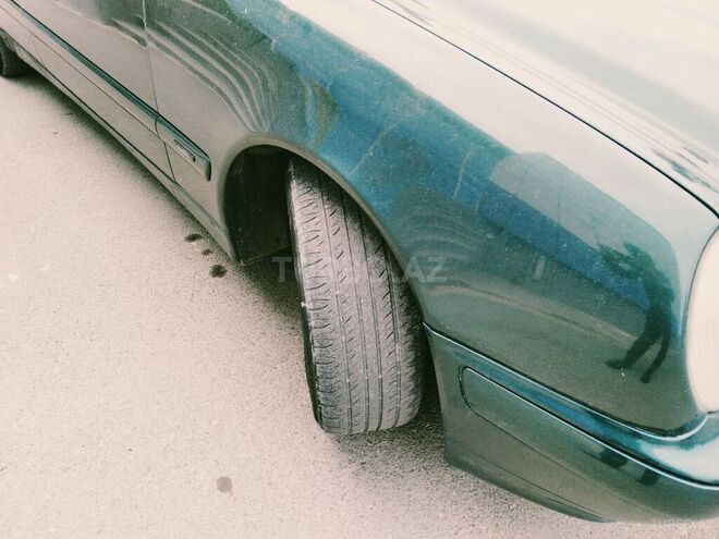 Mercedes E 220 2001, 381,521 km - 2.2 л - Bərdə