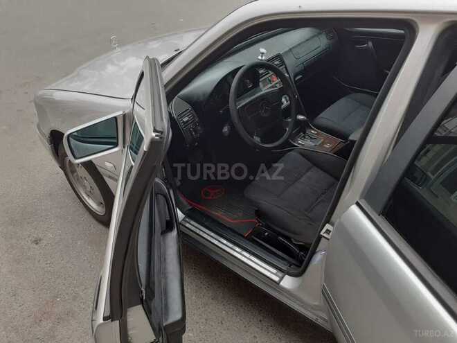 Mercedes C 180 1997, 380,000 km - 1.8 l - Ucar