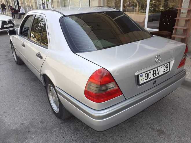 Mercedes C 180 1997, 380,000 km - 1.8 l - Ucar