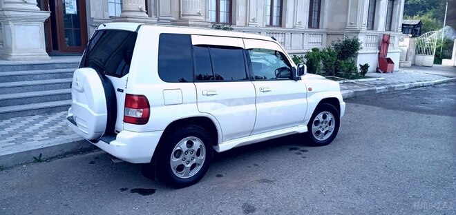 Mitsubishi Pajero io 2000, 270,000 km - 2.0 l - Gədəbəy