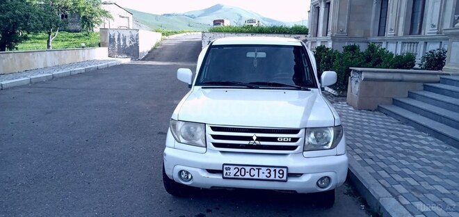 Mitsubishi Pajero io 2000, 270,000 km - 2.0 l - Gədəbəy