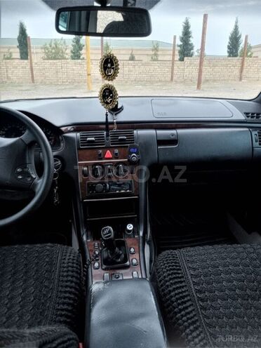 Mercedes E 200 1997, 551,222 km - 2.0 л - Gəncə