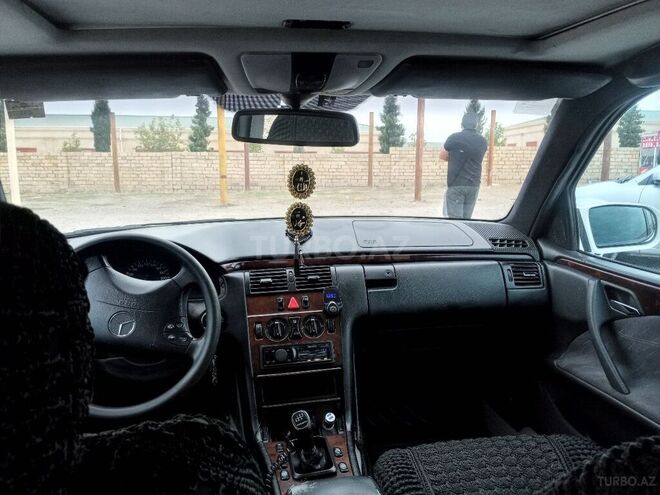 Mercedes E 200 1997, 551,222 km - 2.0 л - Gəncə