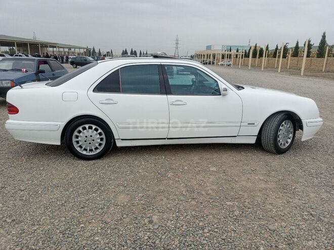 Mercedes E 200 1997, 551,222 km - 2.0 л - Gəncə