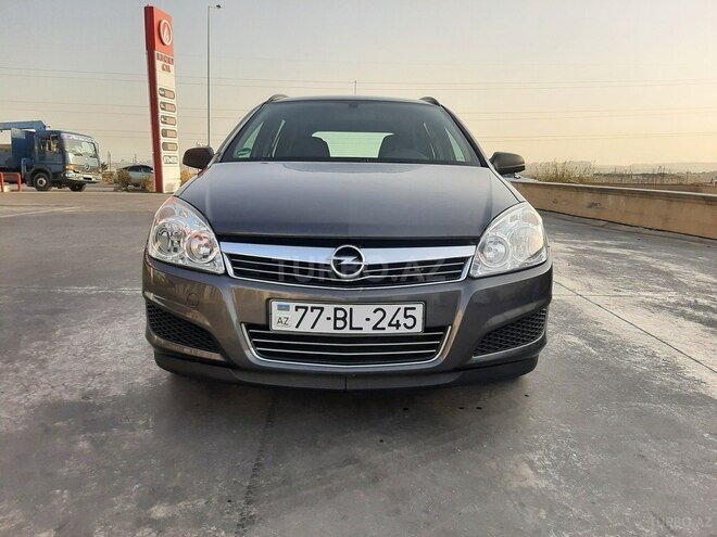 Opel Astra 2009, 98,000 km - 1.4 л - Bakı