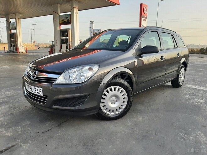 Opel Astra 2009, 98,000 km - 1.4 л - Bakı