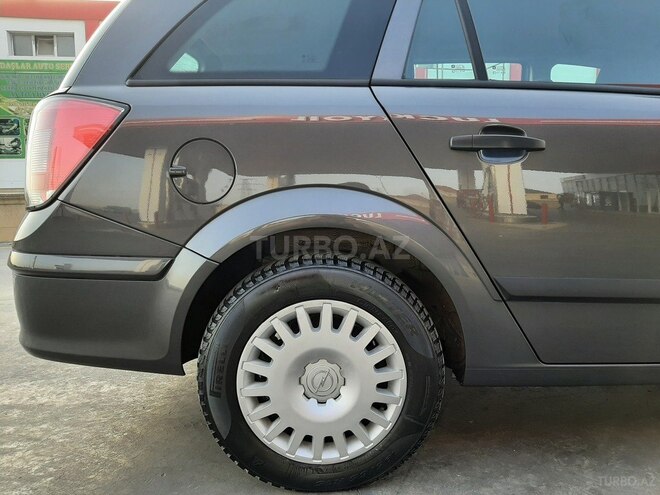Opel Astra 2009, 98,000 km - 1.4 л - Bakı