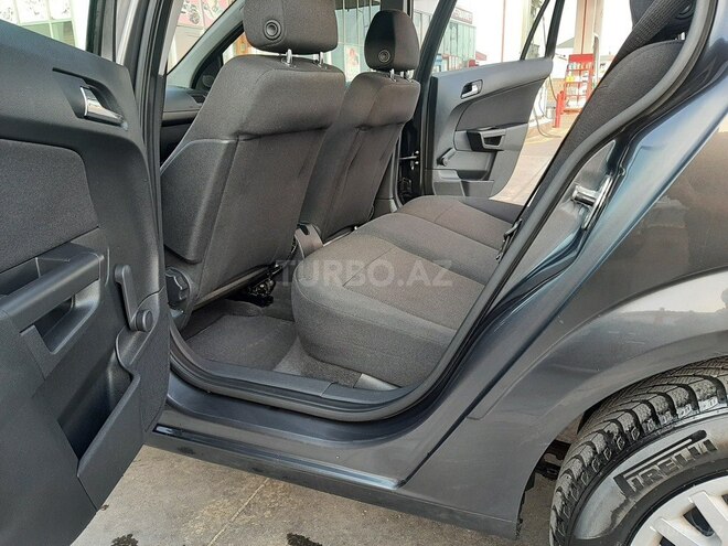 Opel Astra 2009, 98,000 km - 1.4 л - Bakı
