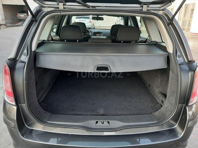 Opel Astra 2009, 98,000 km - 1.4 л - Bakı