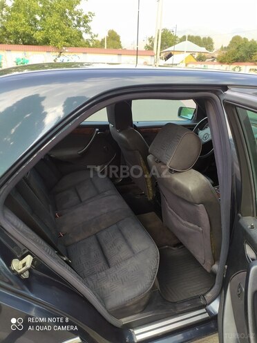 Mercedes C 240 1997, 368,000 km - 2.4 l - İsmayıllı