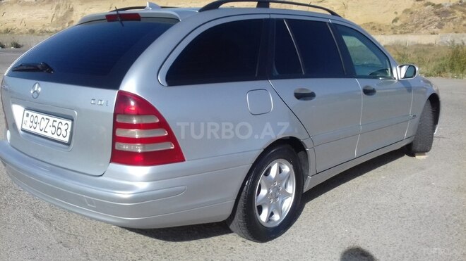 Mercedes C 220 2002, 423,500 km - 2.2 l - Bakı