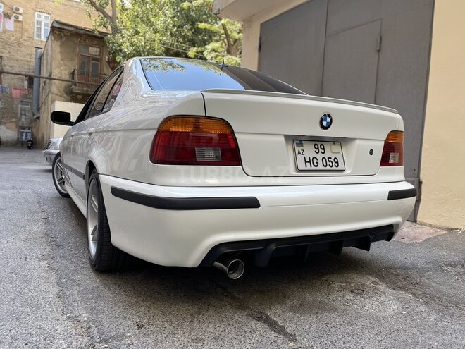 BMW 525 2002, 296,904 km - 2.5 l - Bakı
