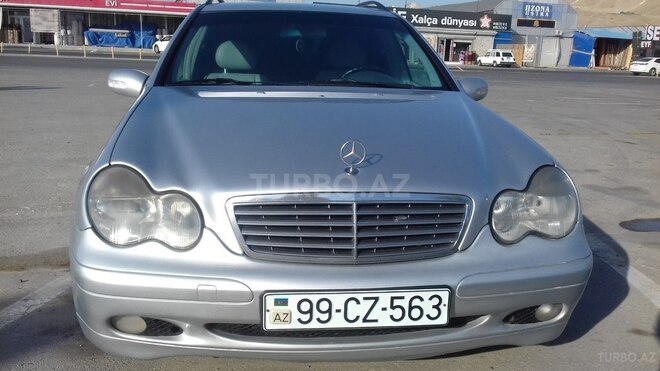 Mercedes C 220 2002, 423,500 km - 2.2 l - Bakı