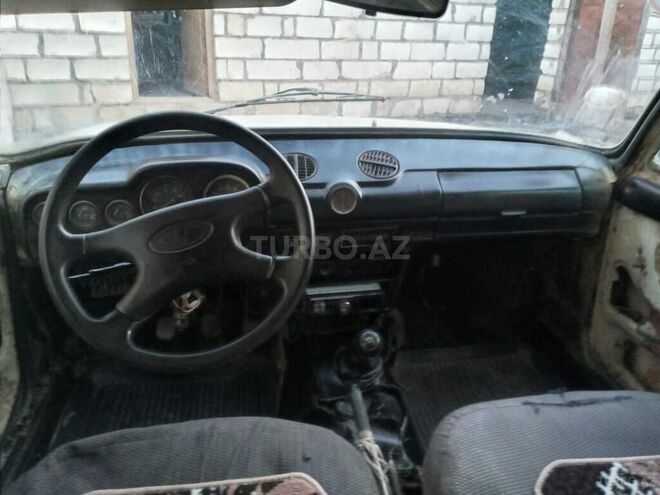 LADA (VAZ) 2106 1988, 100,000 km - 1.6 l - Qazax