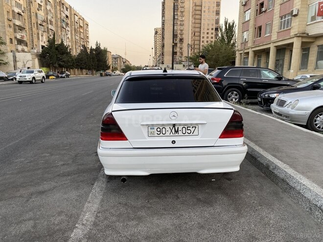 Mercedes B 180 1998, 281,399 km - 1.8 l - Bakı