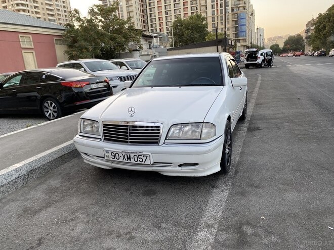 Mercedes B 180 1998, 281,399 km - 1.8 l - Bakı