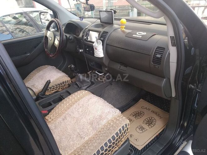 Nissan Navara 2012, 295,000 km - 2.5 л - Naxçıvan