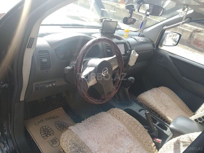 Nissan Navara 2012, 295,000 km - 2.5 л - Naxçıvan