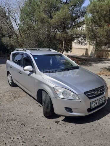 Kia Ceed 2008, 323,100 km - 1.6 l - Bakı