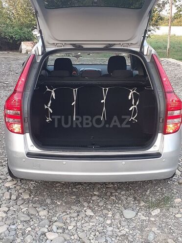 Kia Ceed 2008, 323,100 km - 1.6 l - Bakı