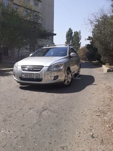 Kia Ceed 2008, 323,100 km - 1.6 l - Bakı