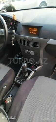Opel Astra 2006, 207,000 km - 1.4 l - Zərdab