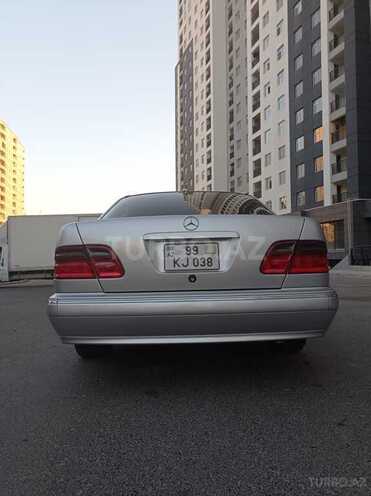Mercedes E 260 2001, 368,512 km - 2.6 л - Bakı