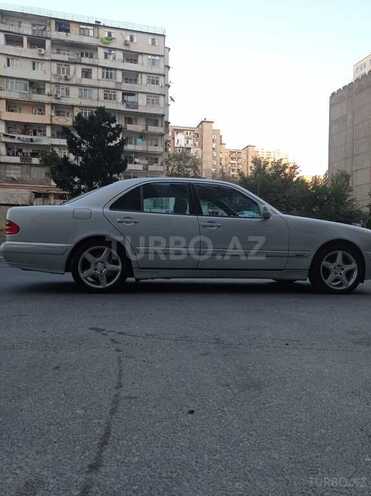 Mercedes E 260 2001, 368,512 km - 2.6 л - Bakı