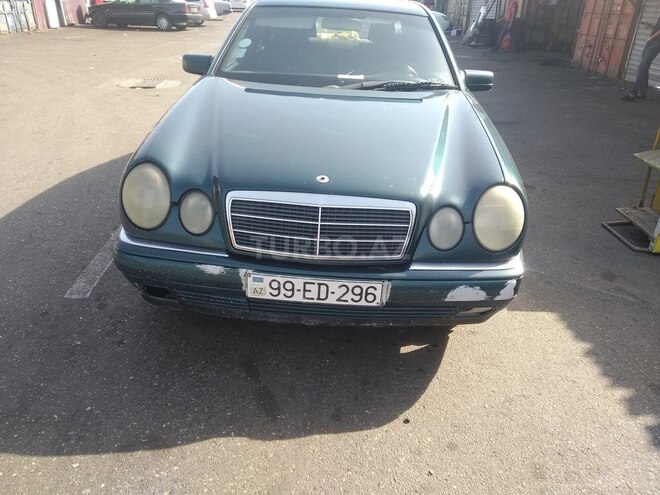 Mercedes E 200 1998, 403,334 km - 2.0 л - Sumqayıt