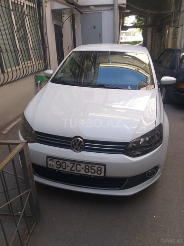 Volkswagen Polo 2015, 236,254 km - 1.6 л - Bakı