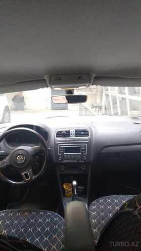 Volkswagen Polo 2015, 236,254 km - 1.6 л - Bakı